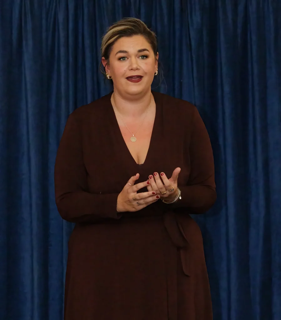 Soprano Josephine Goddard sets the scene for Diva