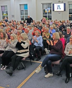 Audience clapping