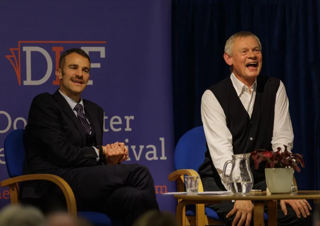 Martin Clunes entertains the audience Martin Clunes entertains the audience
